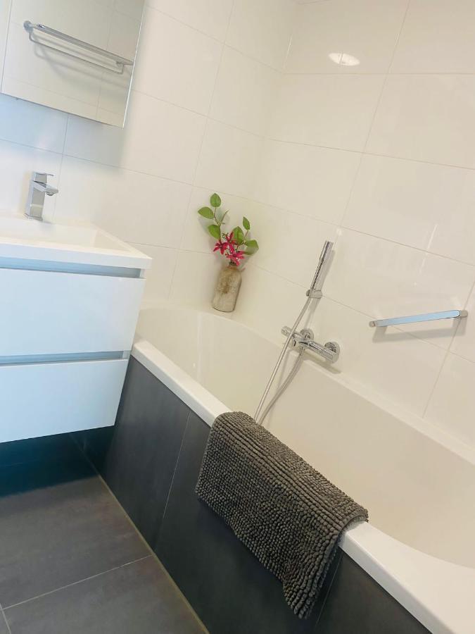 Home Inn Zandvoort The First Floor, 4 Persons, 2 Bedrooms, Free Parking Exterior foto
